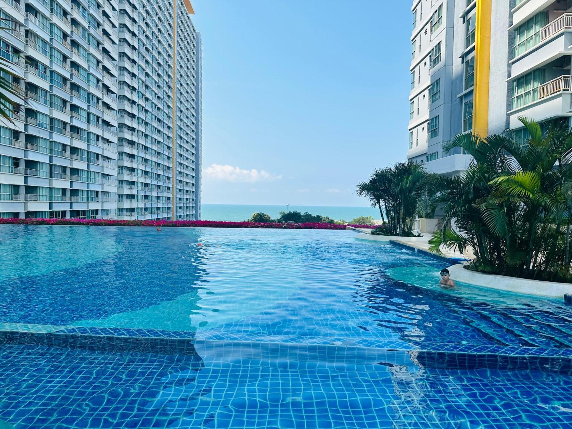 Seaview Beach Room Lumpini-Pool And Gym Face To Ocean جومتين بيتش المظهر الخارجي الصورة