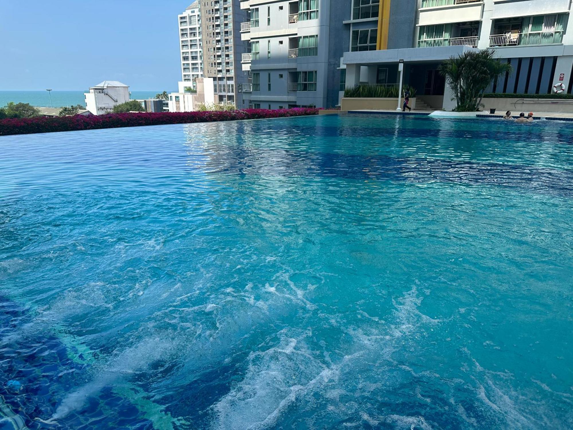 Seaview Beach Room Lumpini-Pool And Gym Face To Ocean جومتين بيتش المظهر الخارجي الصورة