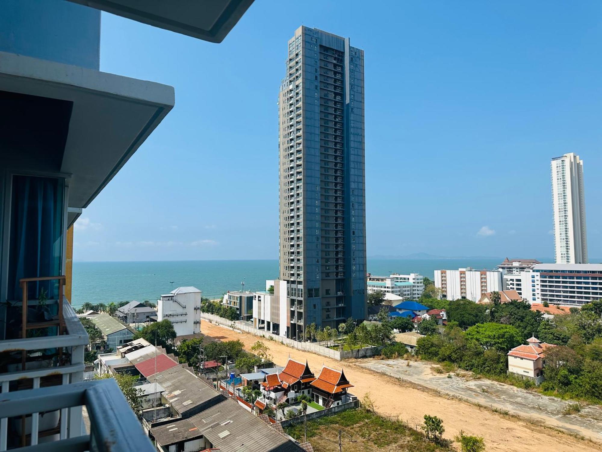 Seaview Beach Room Lumpini-Pool And Gym Face To Ocean جومتين بيتش المظهر الخارجي الصورة