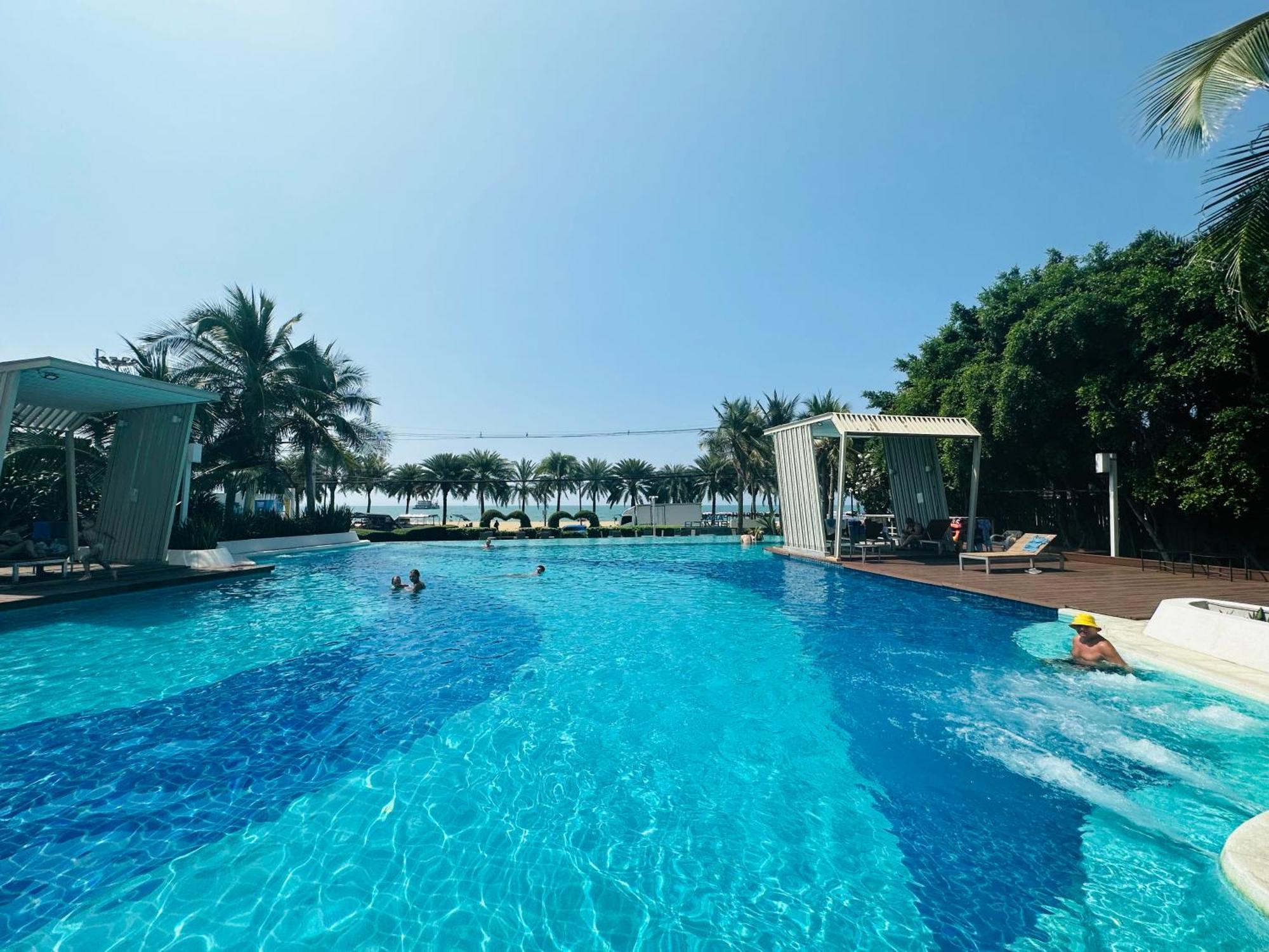 Seaview Beach Room Lumpini-Pool And Gym Face To Ocean جومتين بيتش المظهر الخارجي الصورة